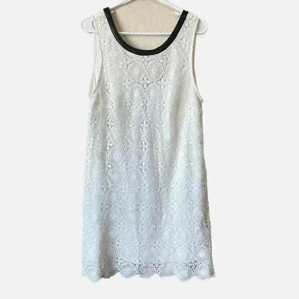 ASTR Silk Crochet White Dress Size, Medium Black Faux Leather Trim Scalloped Hem
